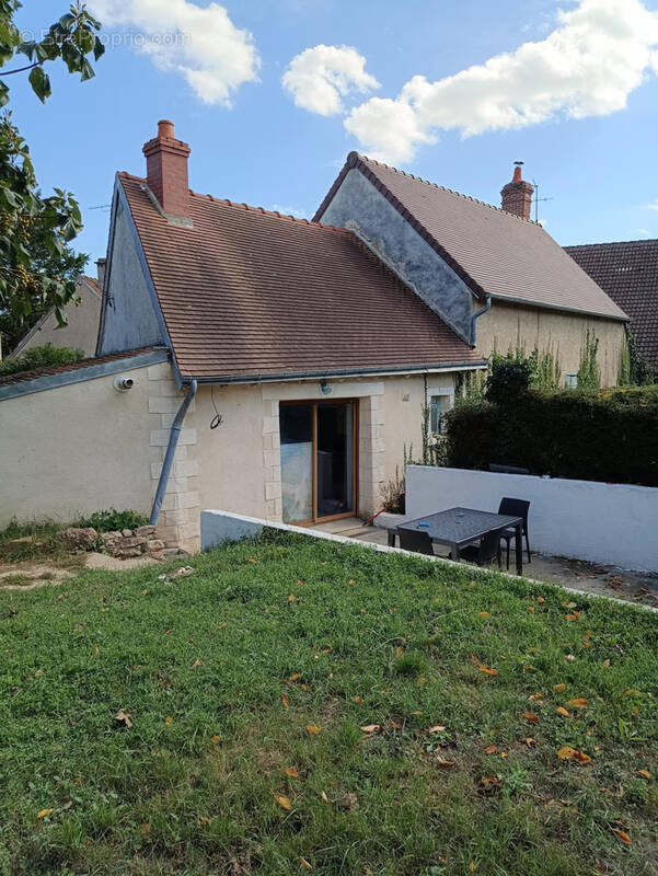 Maison à GENOUILLY