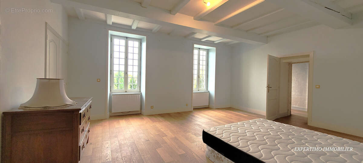 Propriete de 257 m2 en centre ville - photo 9