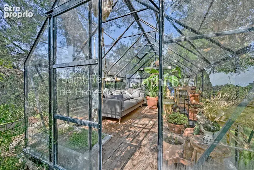 Maison de maître, écrin de verdure et vue panoramique sur Avignon - photo 18