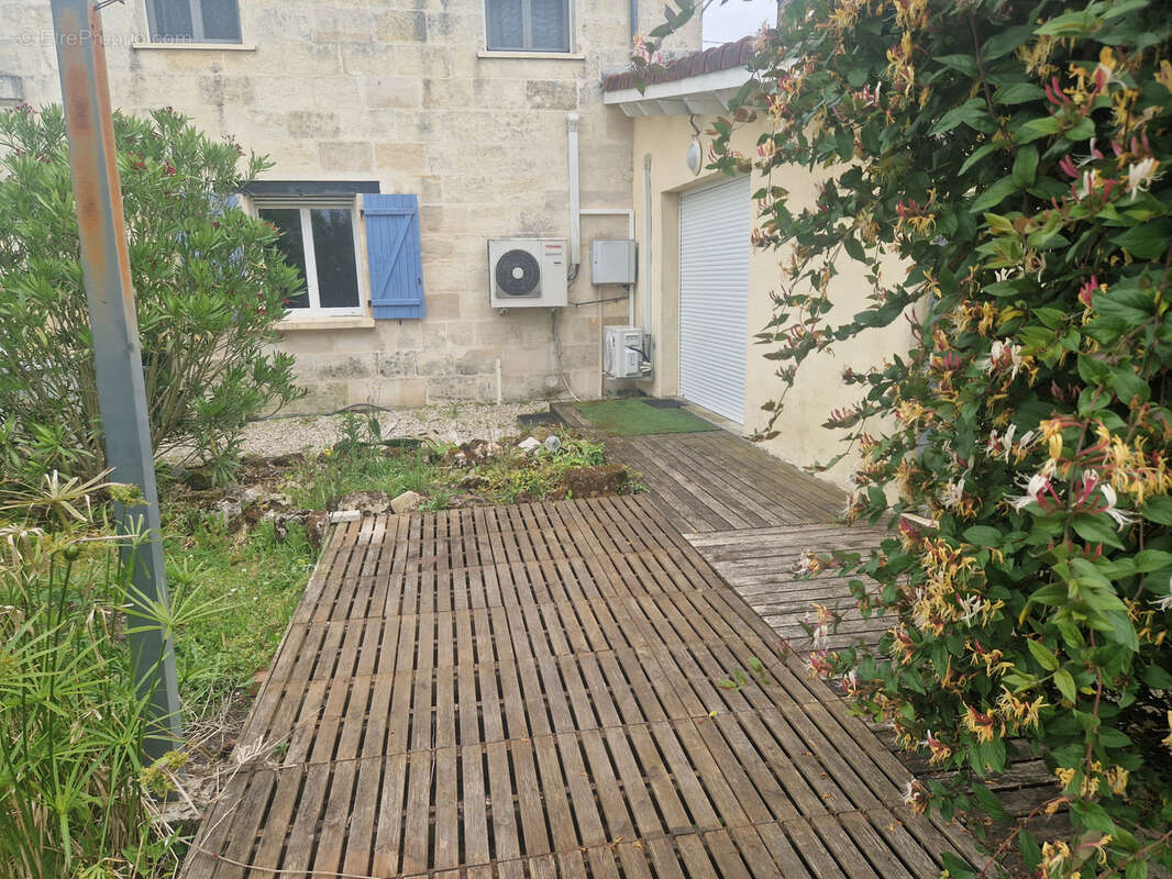 Maison à MARGAUX