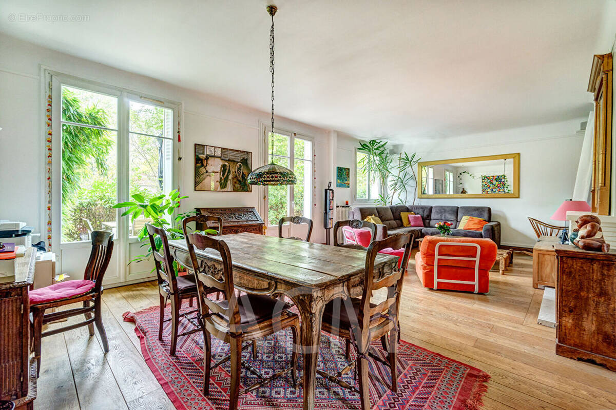 Appartement à MAISONS-LAFFITTE