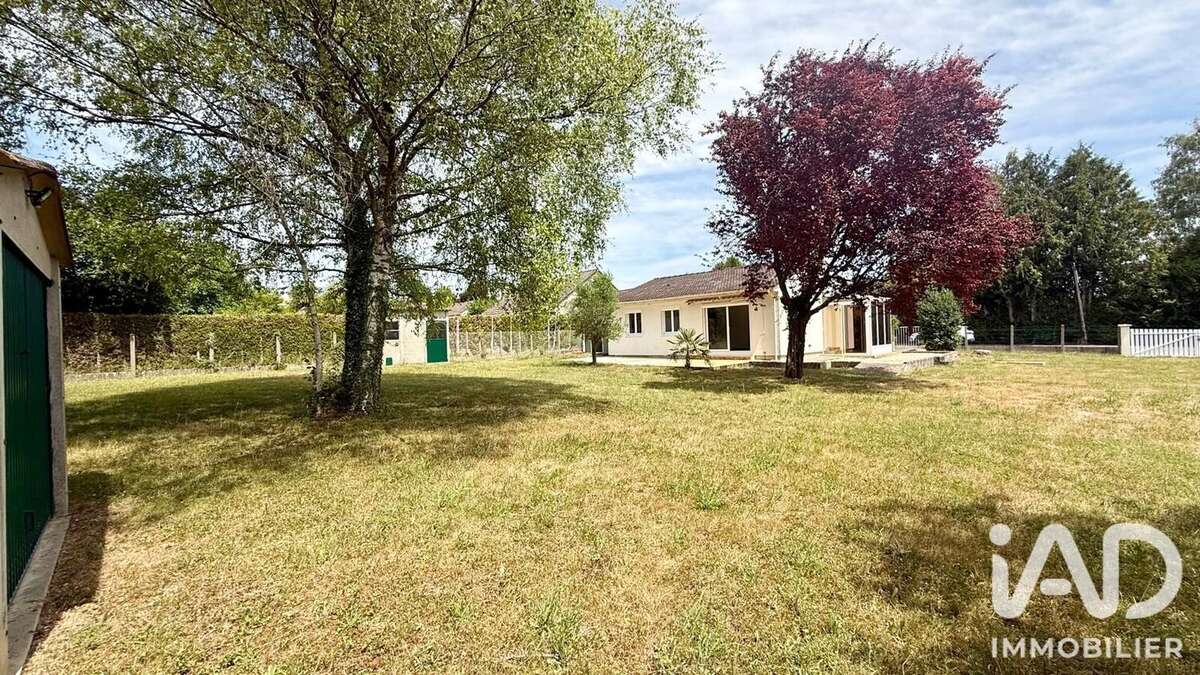 Photo 2 - Maison à LA CHAPELLE-SUR-OREUSE