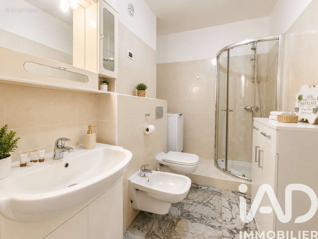 Photo 4 - Appartement à ROQUEBRUNE-CAP-MARTIN