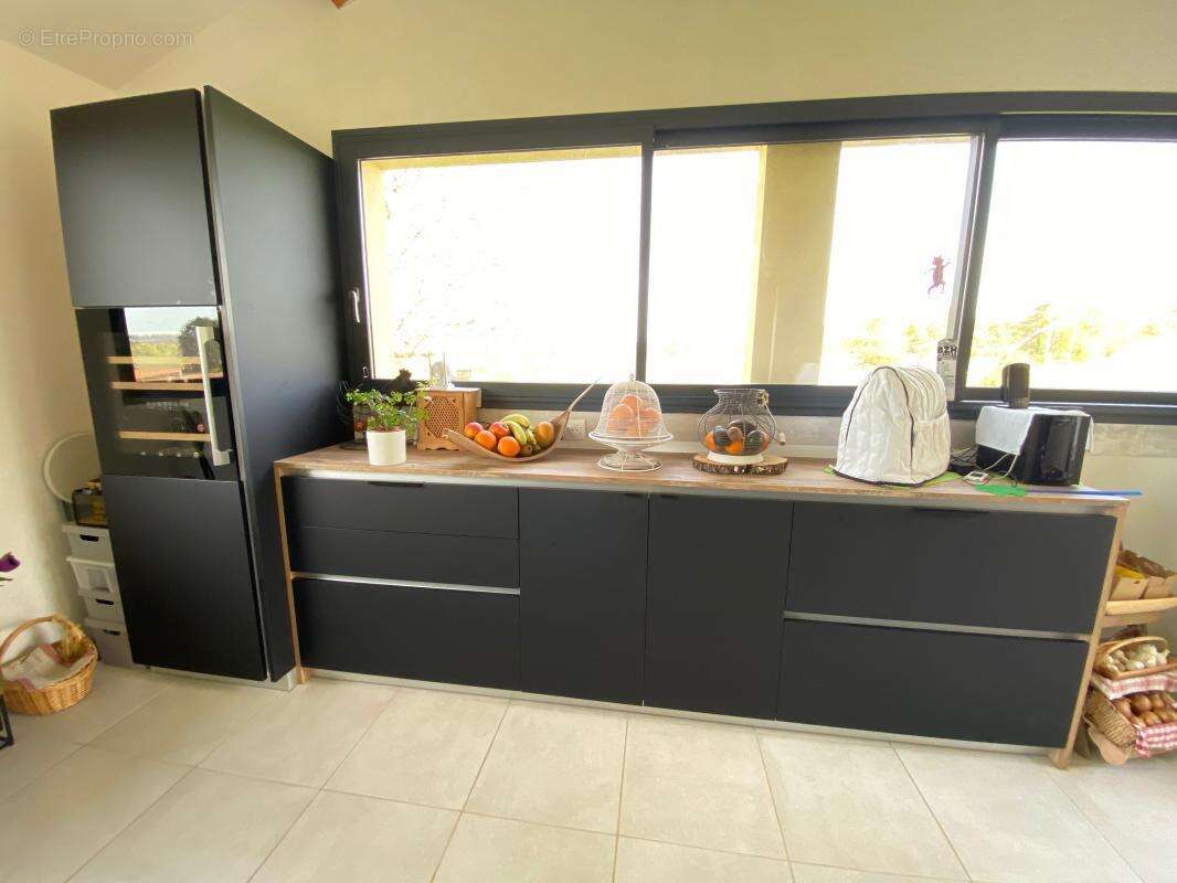 Maison à SAINTE-ALVERE