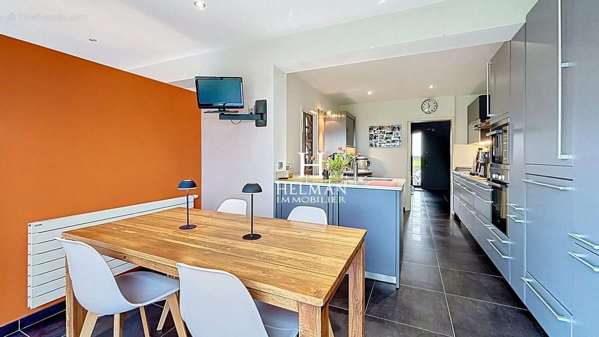 Maison à ESQUELBECQ