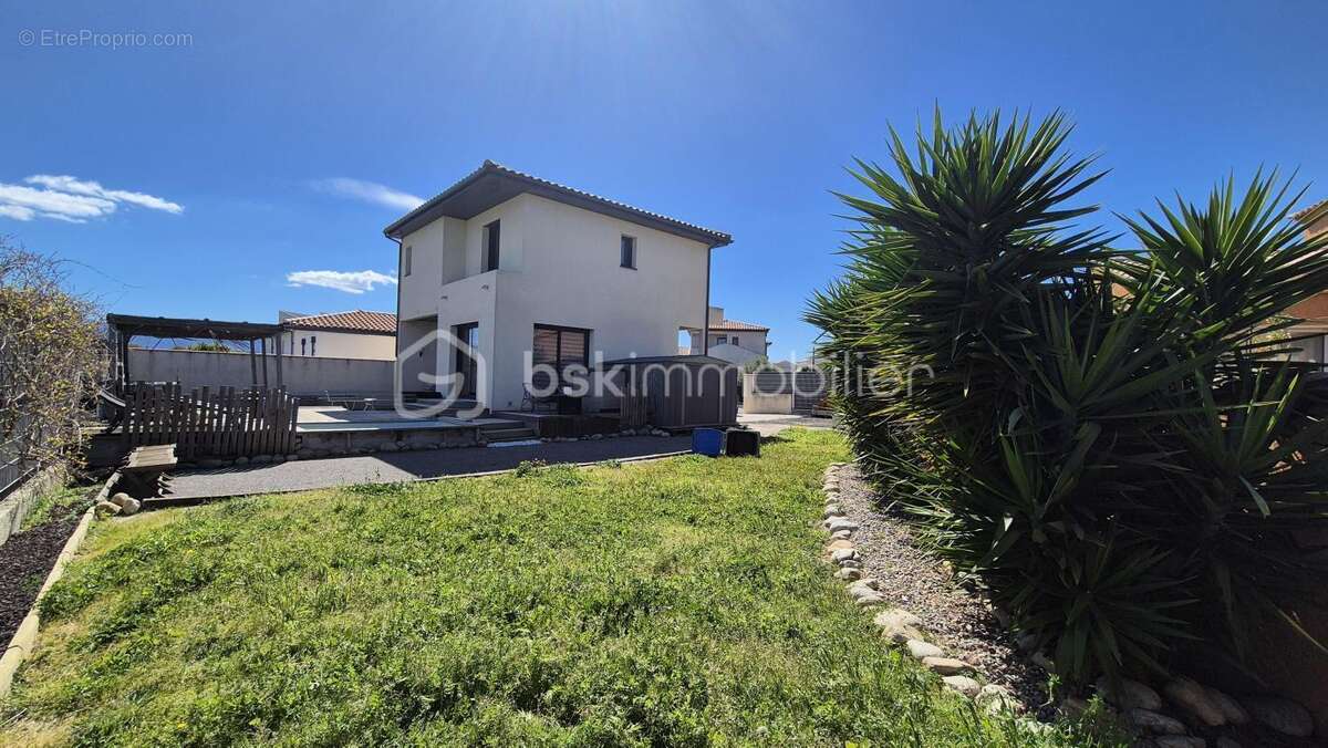 Maison à SAINT-CYPRIEN