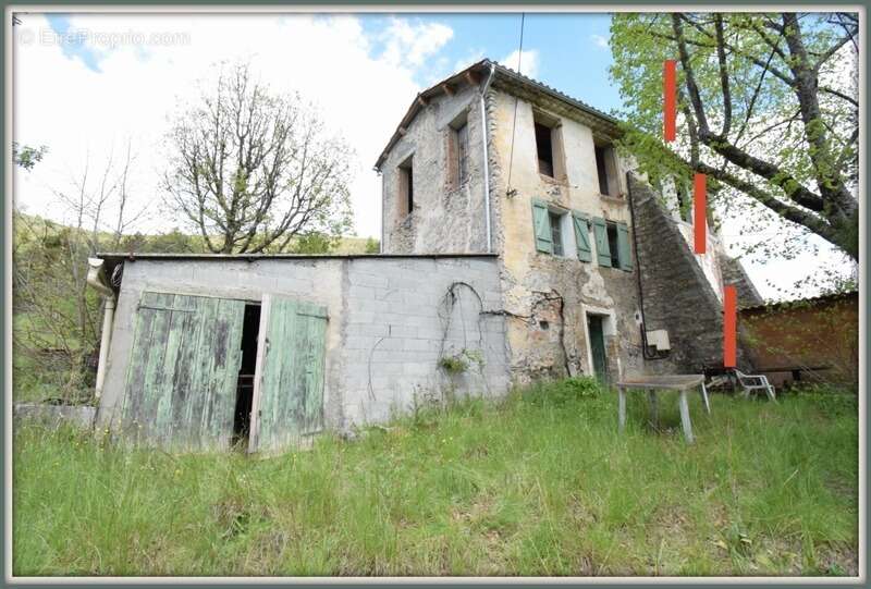 Maison à CASTELLANE
