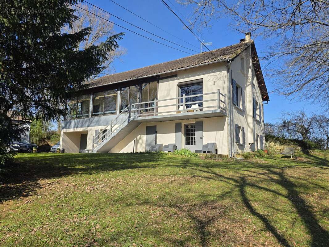 Maison à BEAUMONT-DU-PERIGORD