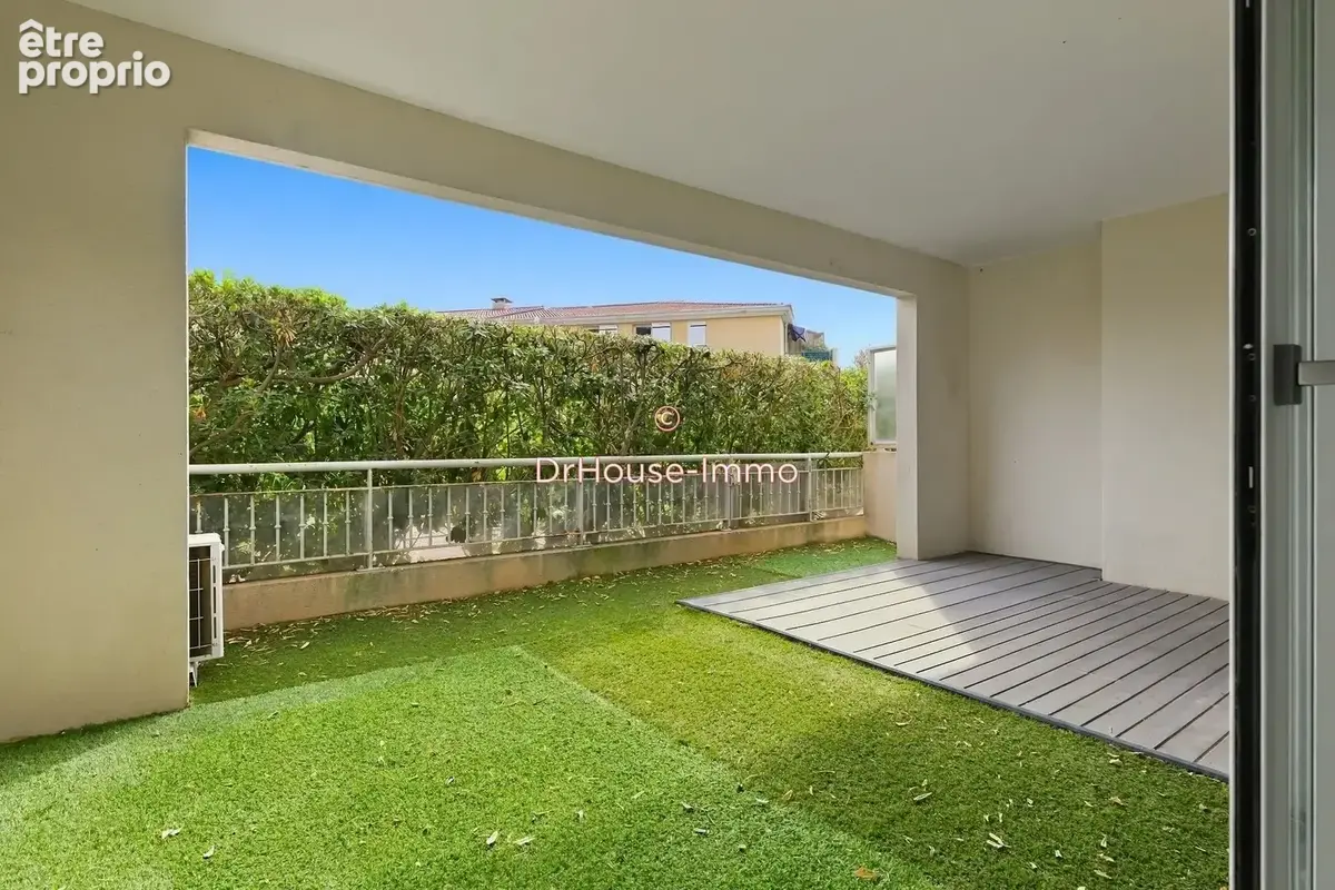 Appartement 3 pièces 63 m² à vendre à Hyeres (83400) - photo 4