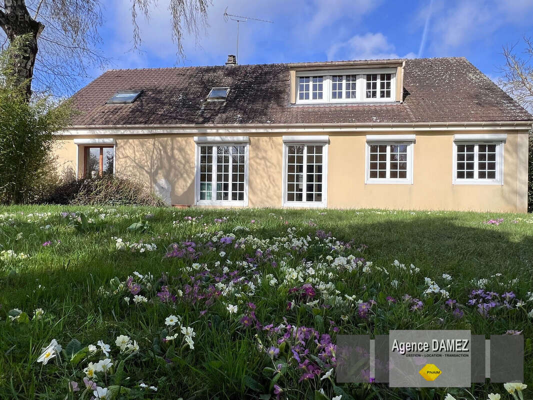 Maison à DOURDAN