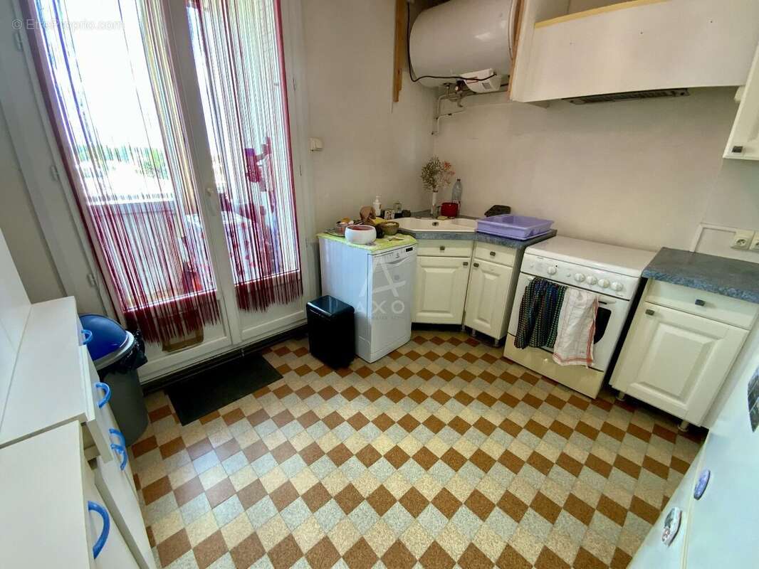 Gard (30) - Nimes secteur gare - Appartement T4, parking, cave - photo 8