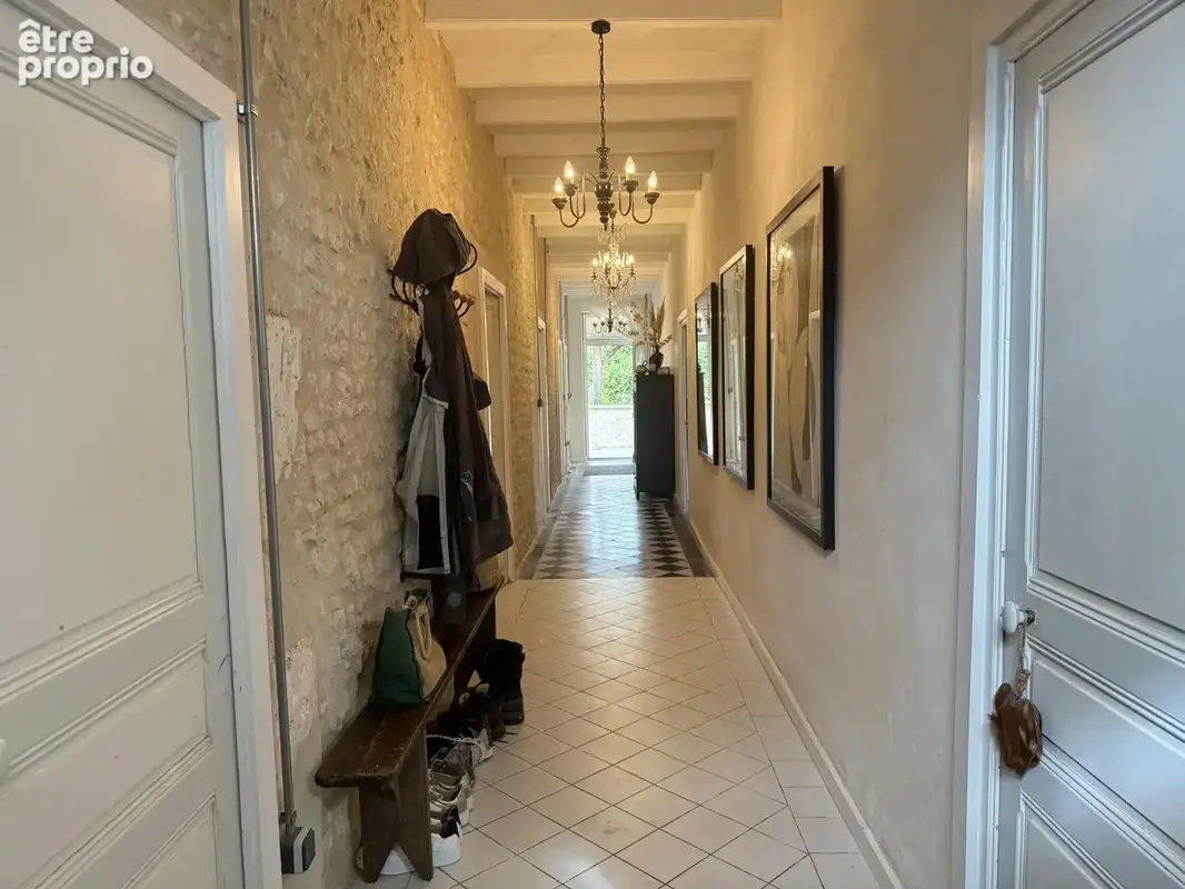 Charmante maison de plain-pied avec grange et piscine - photo 12