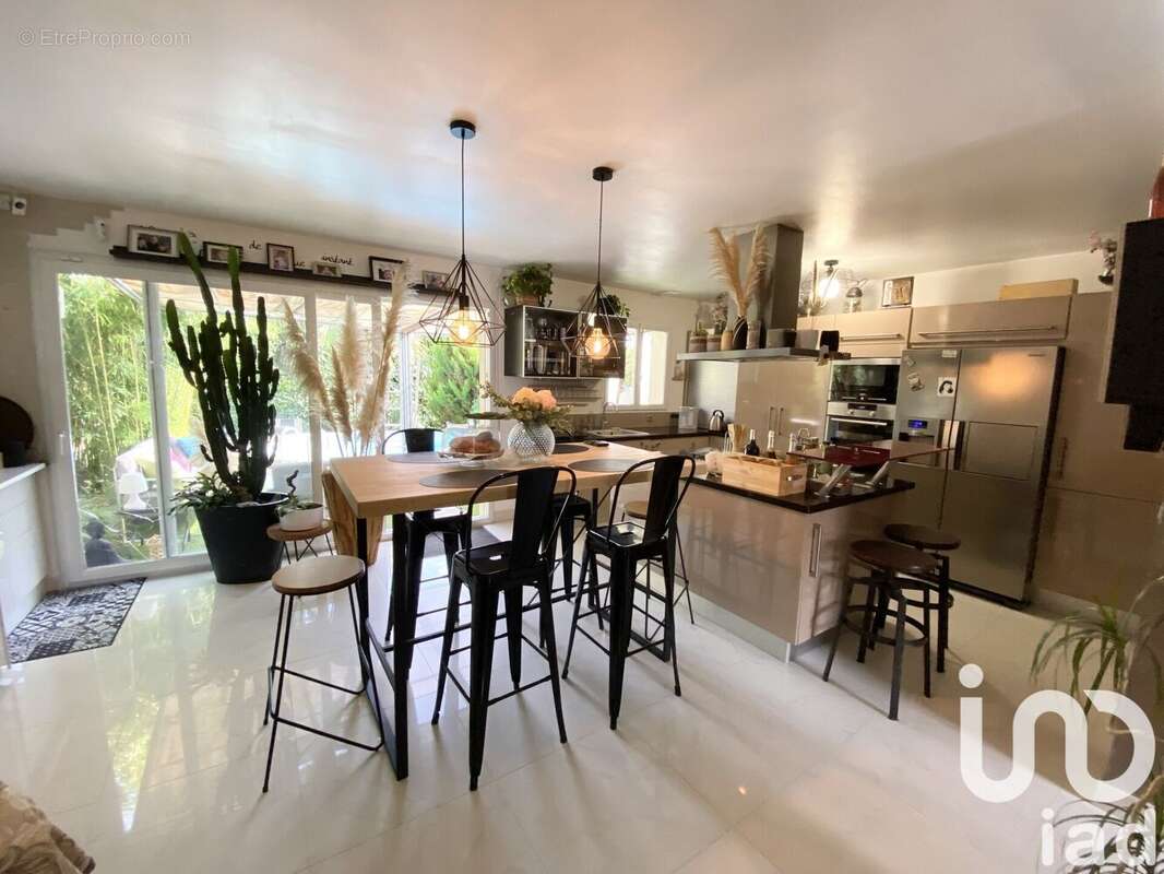 Photo 7 - Maison à SAINT-FARGEAU-PONTHIERRY