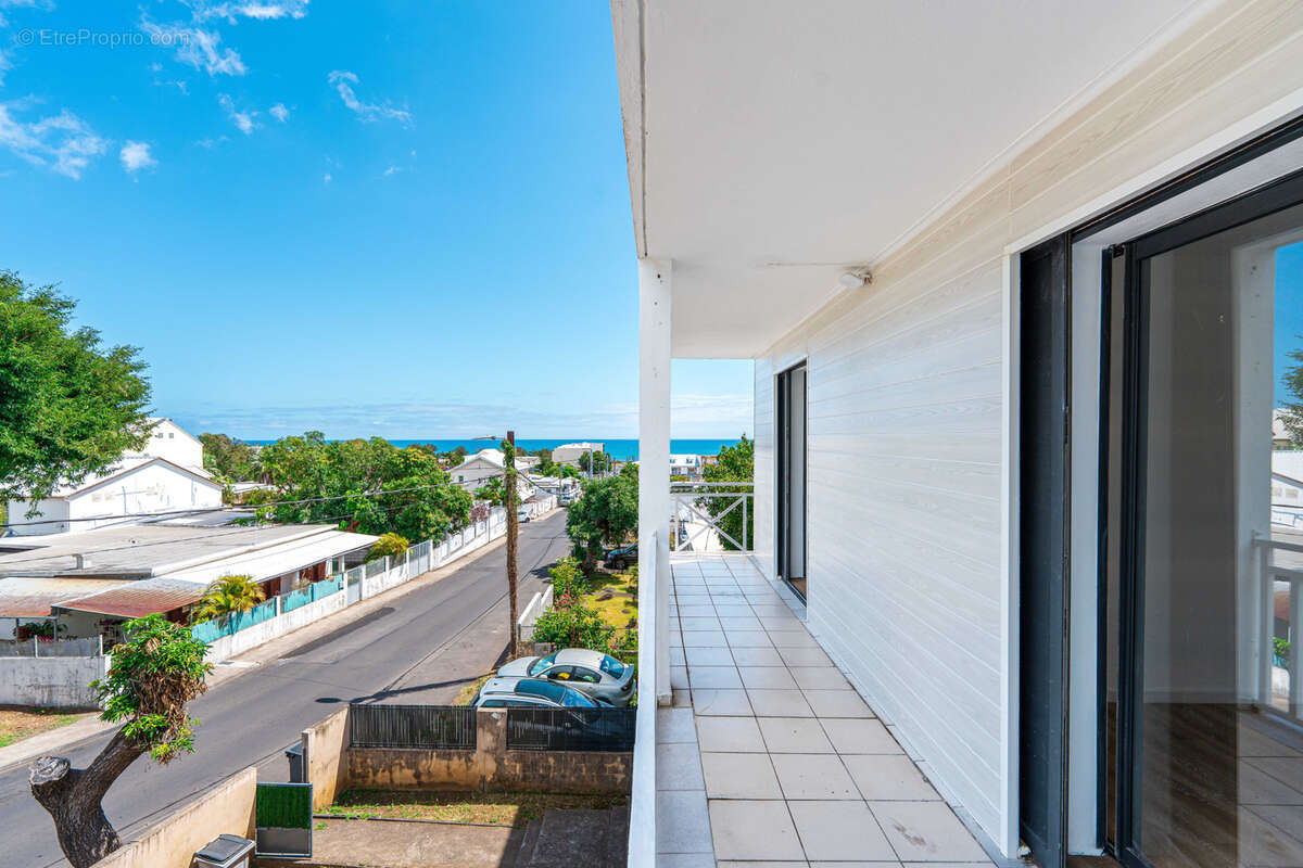 Appartement à SAINT-DENIS