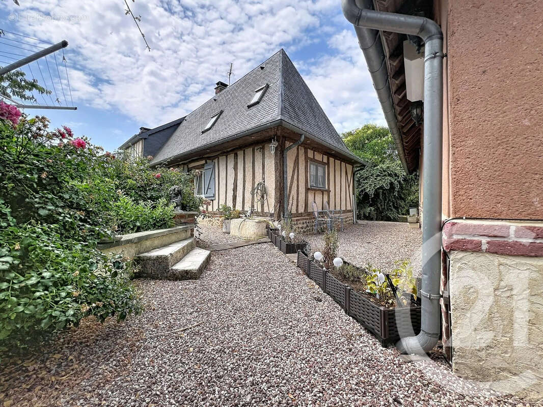 Maison 207 m² à Pont-Audemer  - photo 17