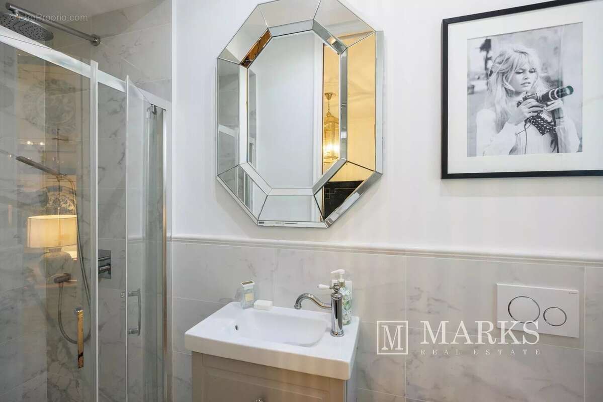 Villa rénovée avec goût avec maison d'amis et vue dégagée - photo 22