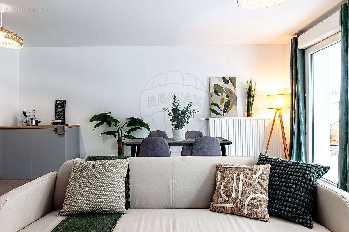 Appartement à CHALLES-LES-EAUX