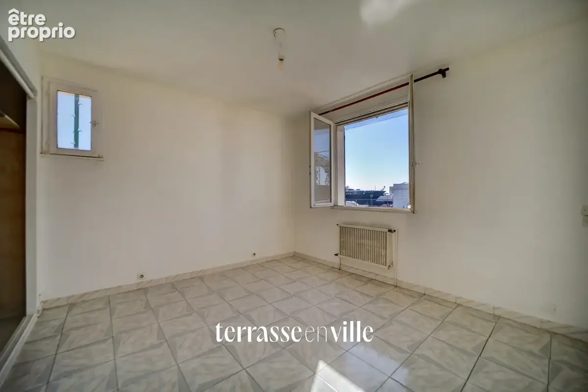 La ciotat - proche port - maison de ville t4 - 83m2 - jardin - 485000€ - photo 12