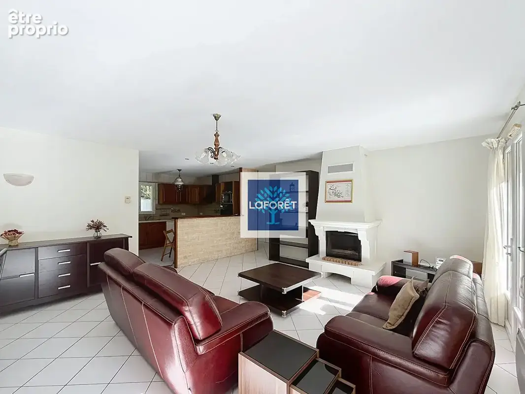 Maison de plain pied, 4 chambres, garage et parc - photo 3