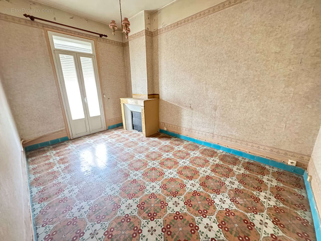 Maison à VILLELONGUE-DE-LA-SALANQUE