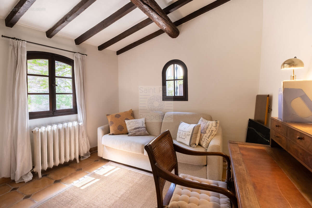 Maison à CAGNES-SUR-MER