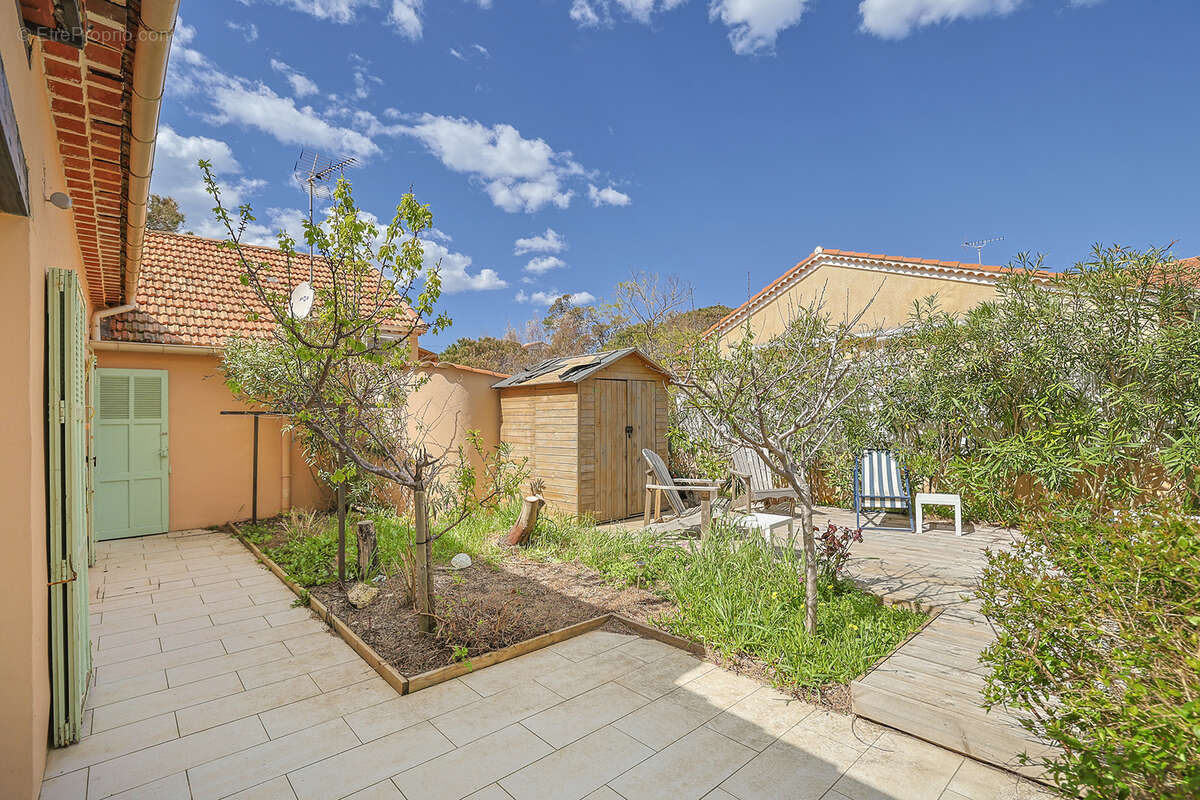 Appartement à HYERES