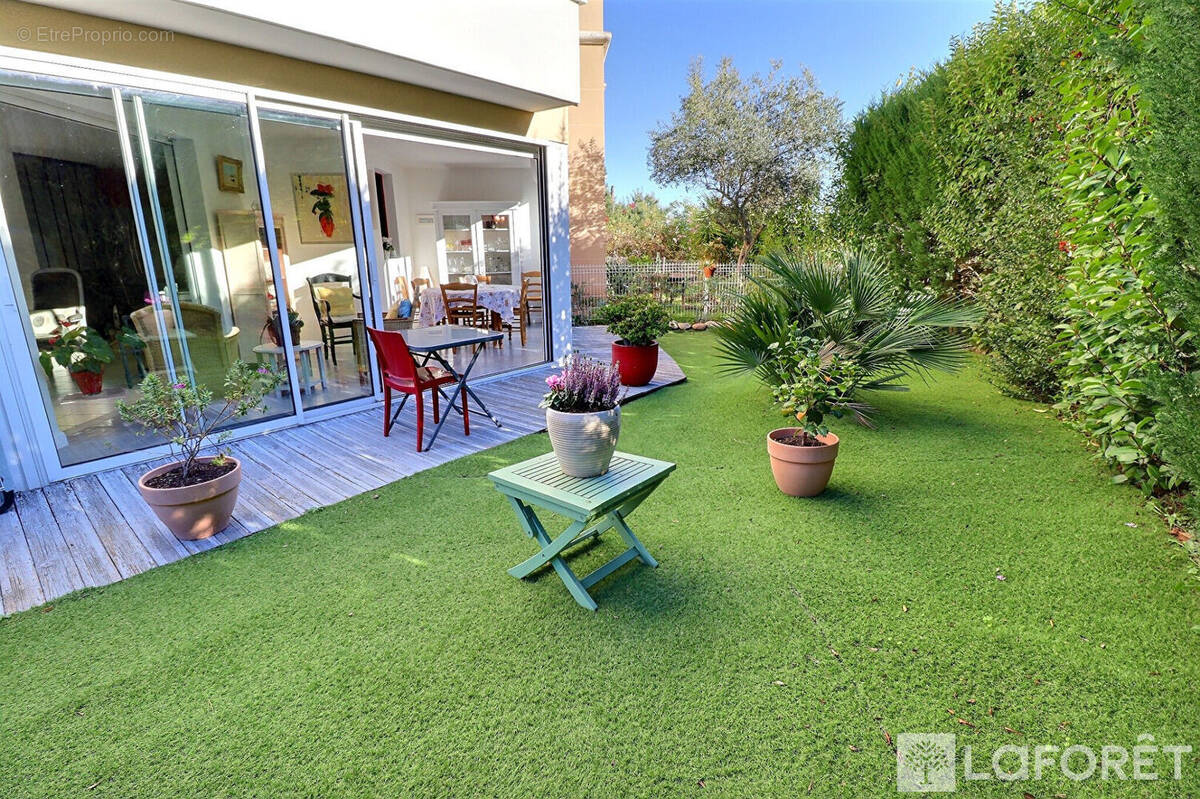 Appartement à HYERES