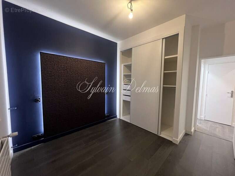 Appartement à SAINT-CYR-SUR-LOIRE