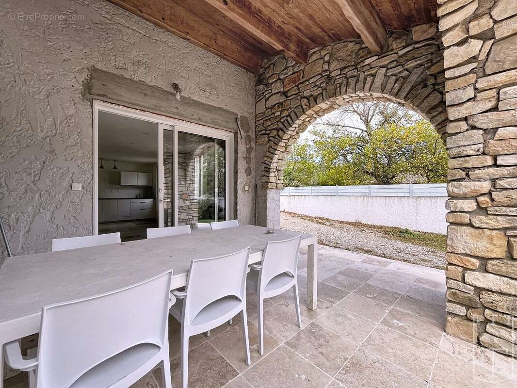 Maison à VALLON-PONT-D&#039;ARC