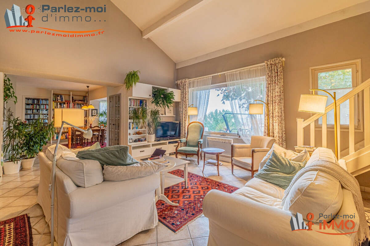 Maison à PONTCHARRA-SUR-TURDINE