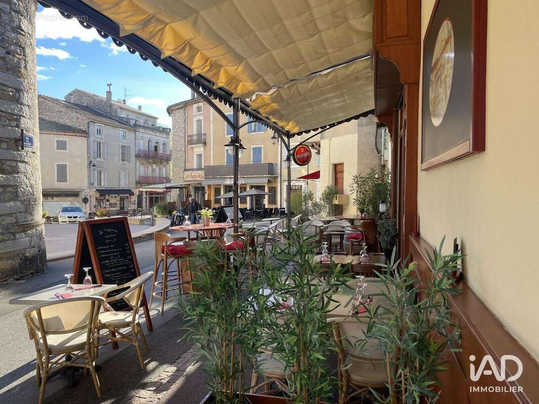Photo 2 - Commerce à VALLON-PONT-D'ARC