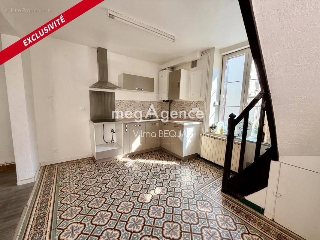 Maison à PONT-SUR-YONNE