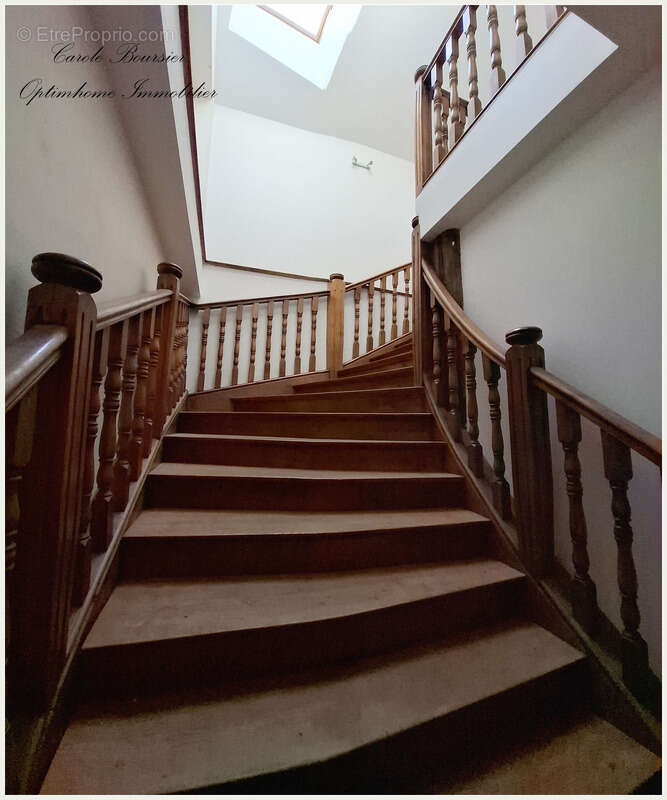 Appartement à LA NEUVEVILLE-SOUS-CHATENOIS