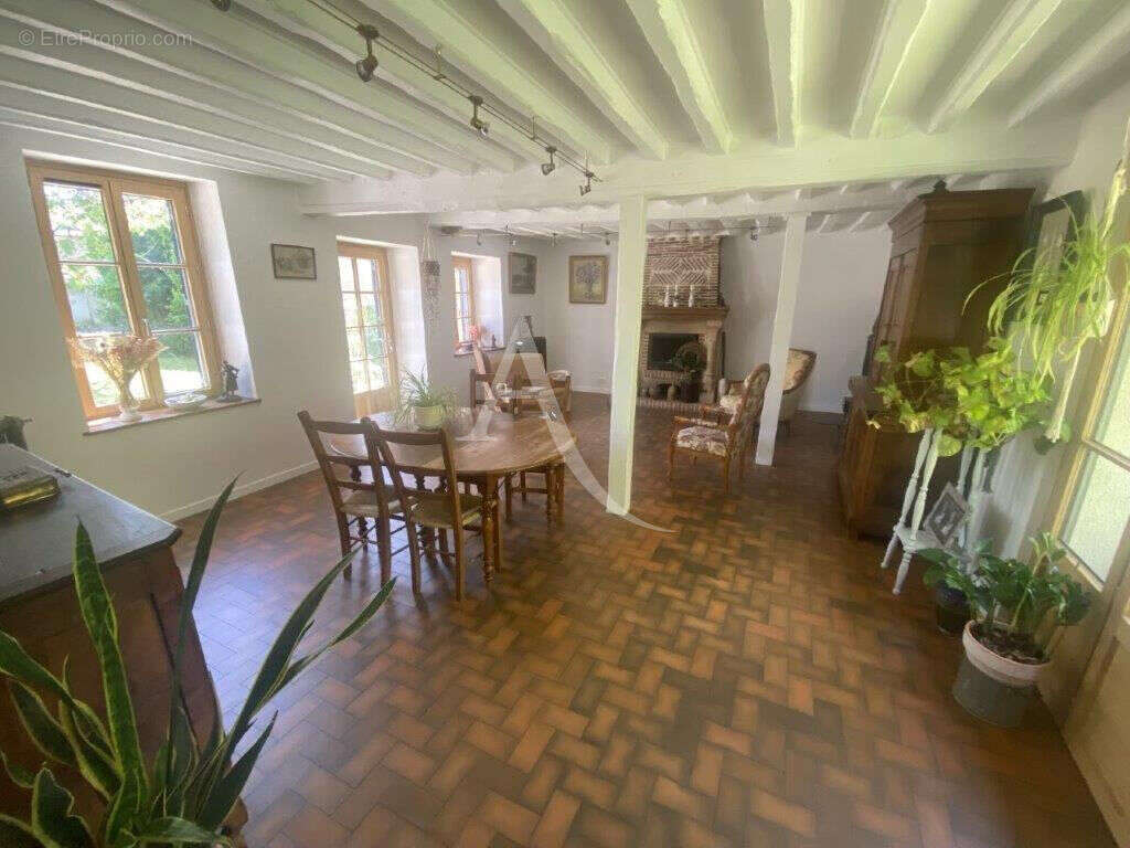 Maison à ASCHERES-LE-MARCHE