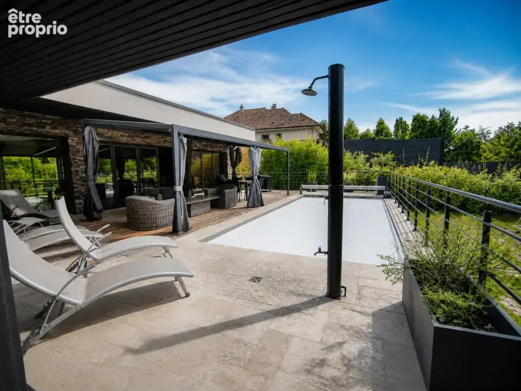 Maison de 7 pièces de 360 m² à Moncourt-Fromonville - photo 17