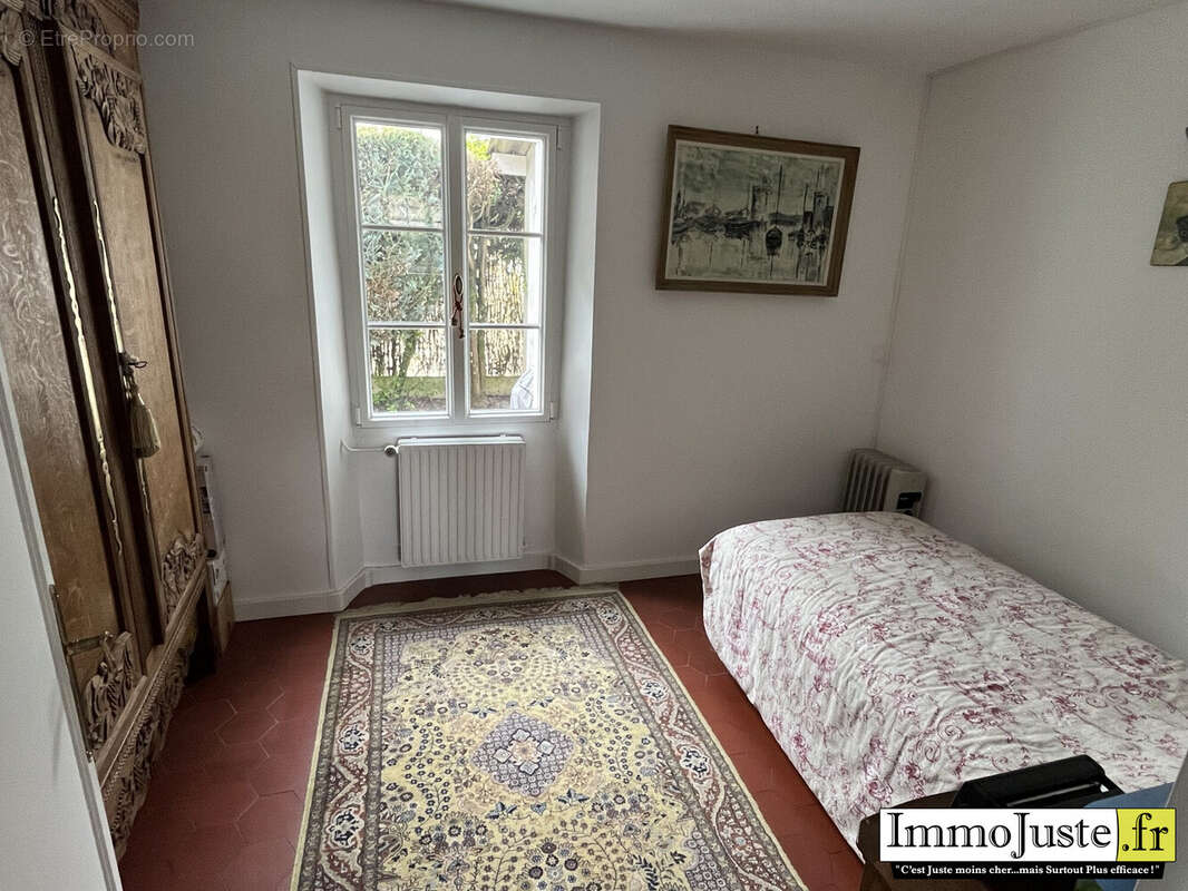 Maison à LE PERRAY-EN-YVELINES