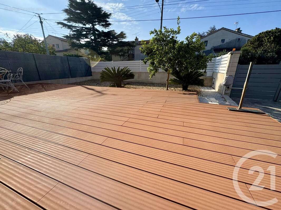 Appartement à SIX-FOURS-LES-PLAGES