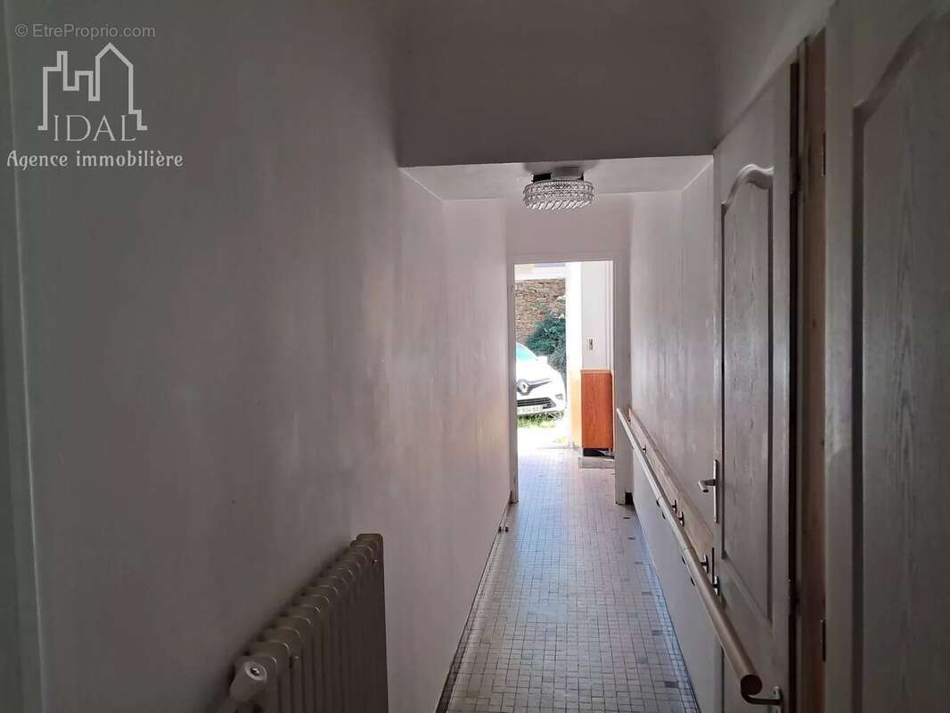 Maison à SAINT-PIERRE-DE-NOGARET