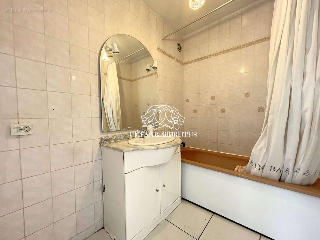 Appartement à LYON-8E