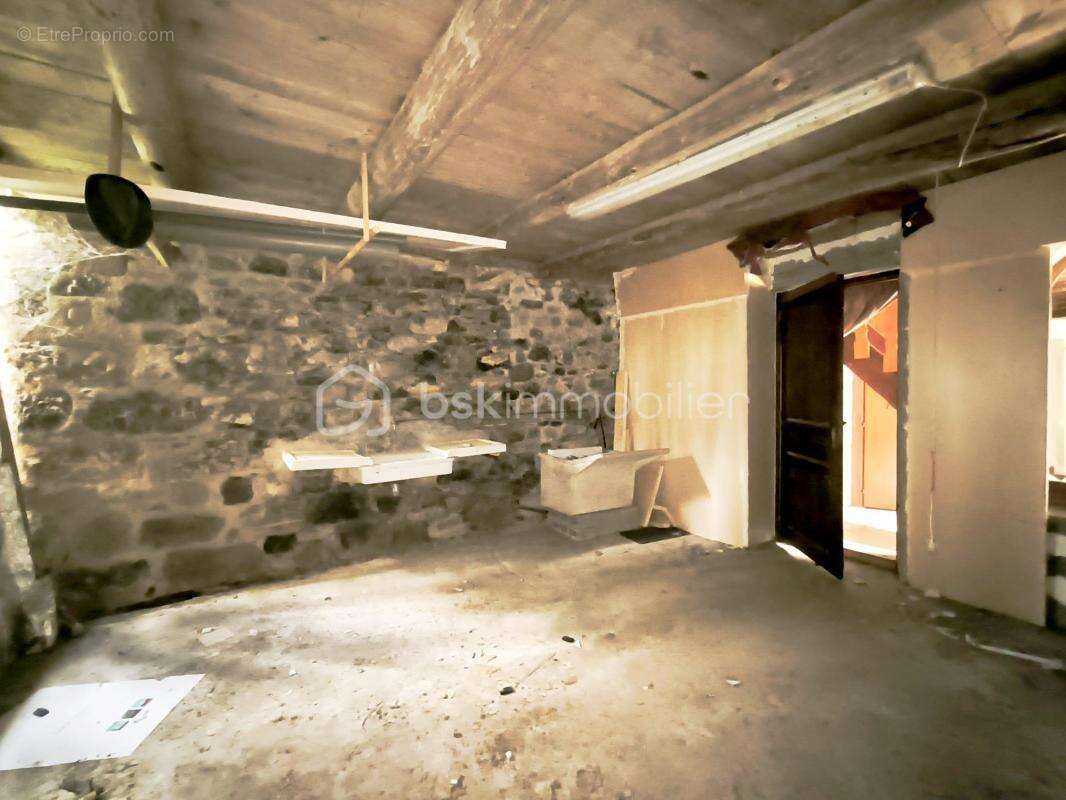 Mieussy – Ivoray : Ancienne ferme 245 m² à rénover - photo 12