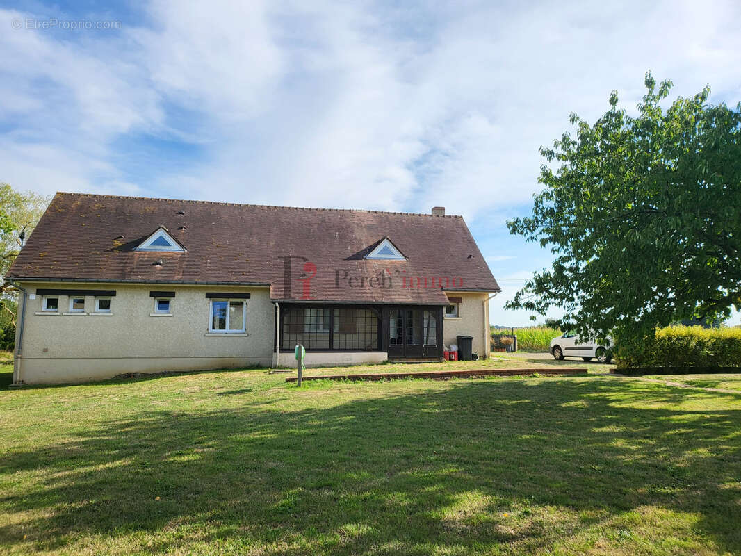 Maison à BONNETABLE