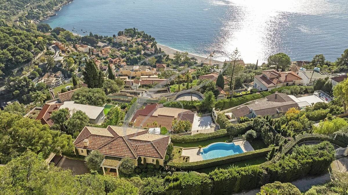 Maison à ROQUEBRUNE-CAP-MARTIN