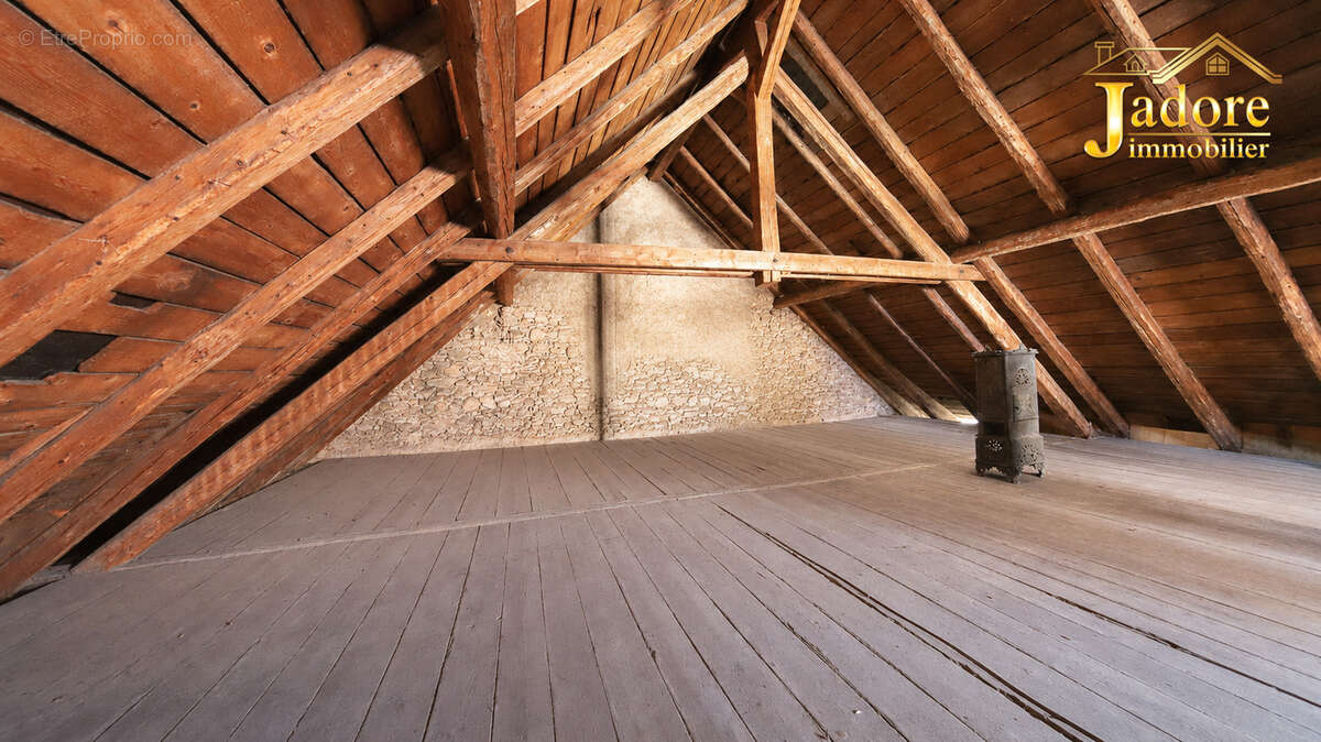 immeuble + local commercial - photo 18