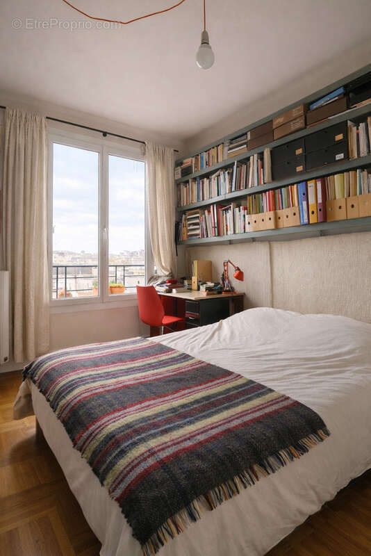 Appartement à PARIS-19E