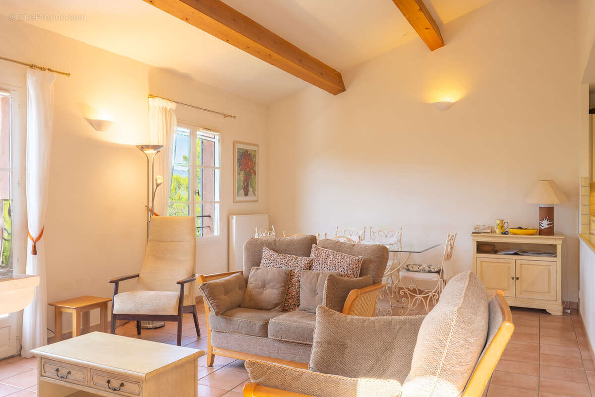 Maison à LA MOTTE