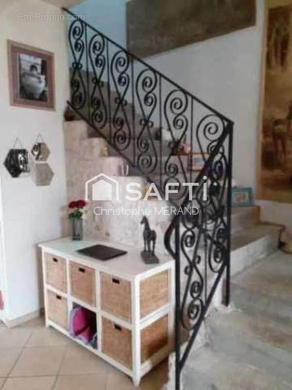 Maison 202 m² à Vaux-Sur-Vienne  - photo 7