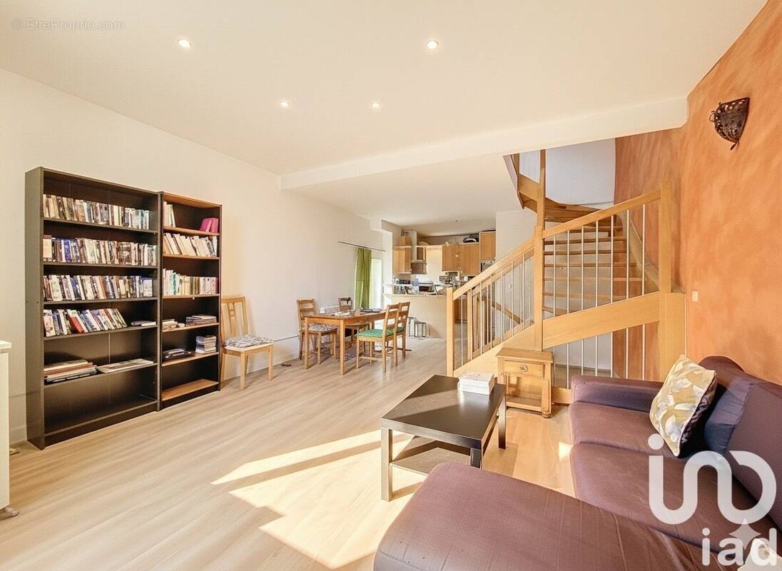 Photo 1 - Maison à ALBIGNY-SUR-SAONE