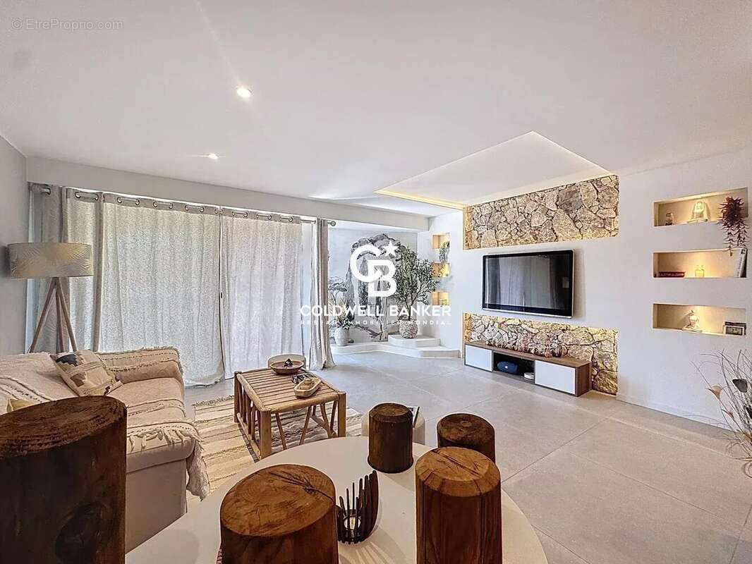 Appartement à SAINT-RAPHAEL