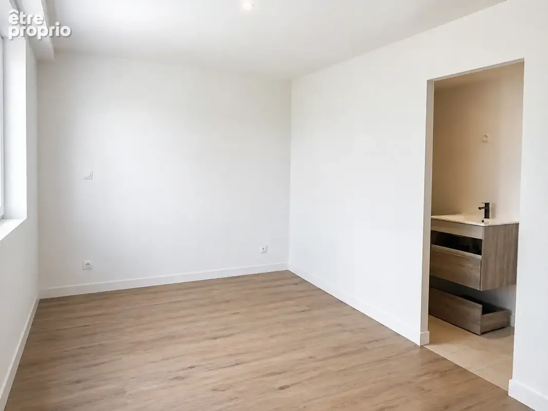 T2 40 m2   Terrasse   Garage + parking   Bohas-Meyriat-Rignat - photo 4