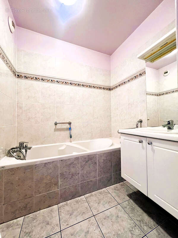 Appartement à ROSNY-SOUS-BOIS